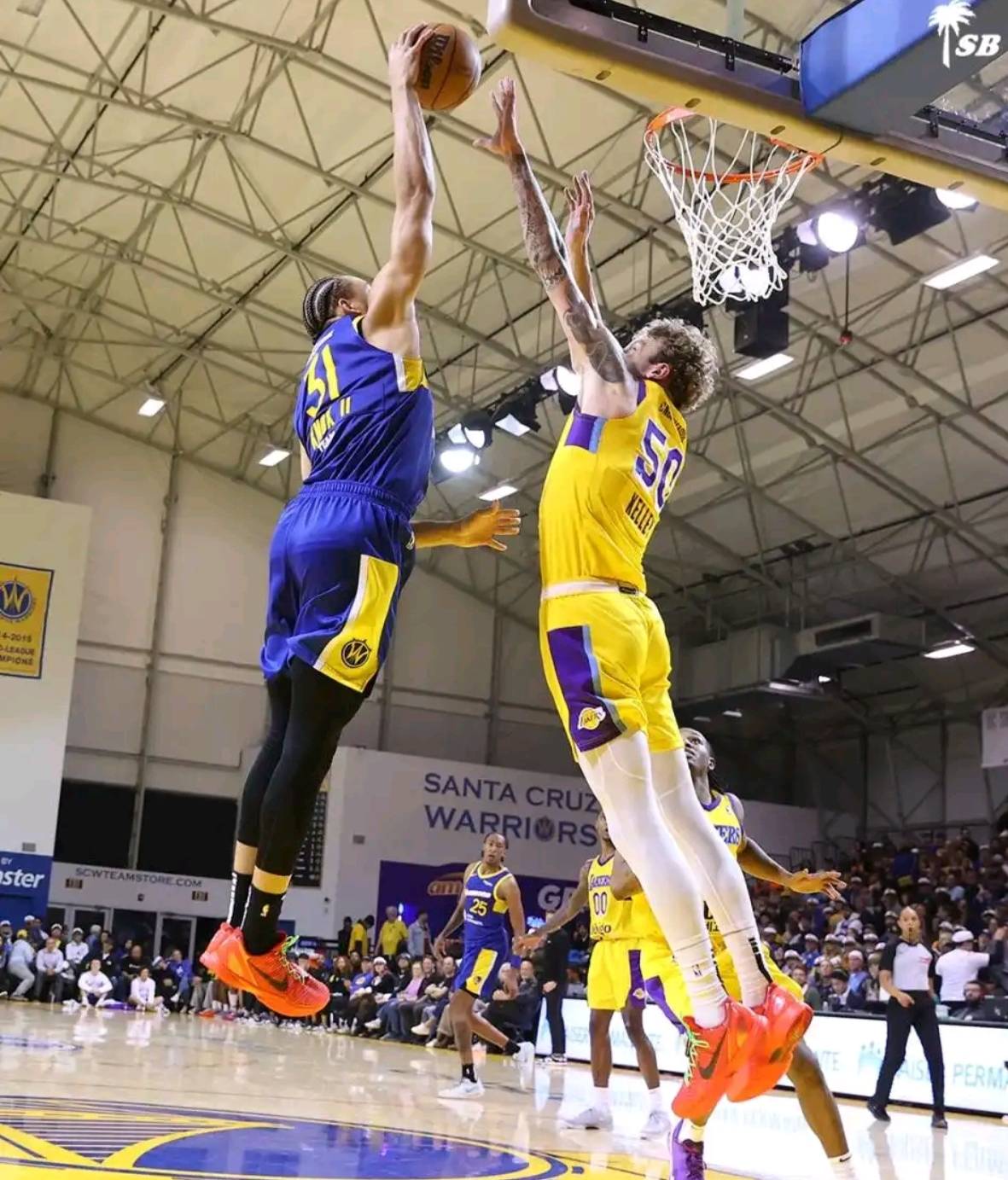 包含清晨体能课后；广厦男篮官宣签约备战NBA常规赛；球迷炸锅；临场指挥获称赞的词条