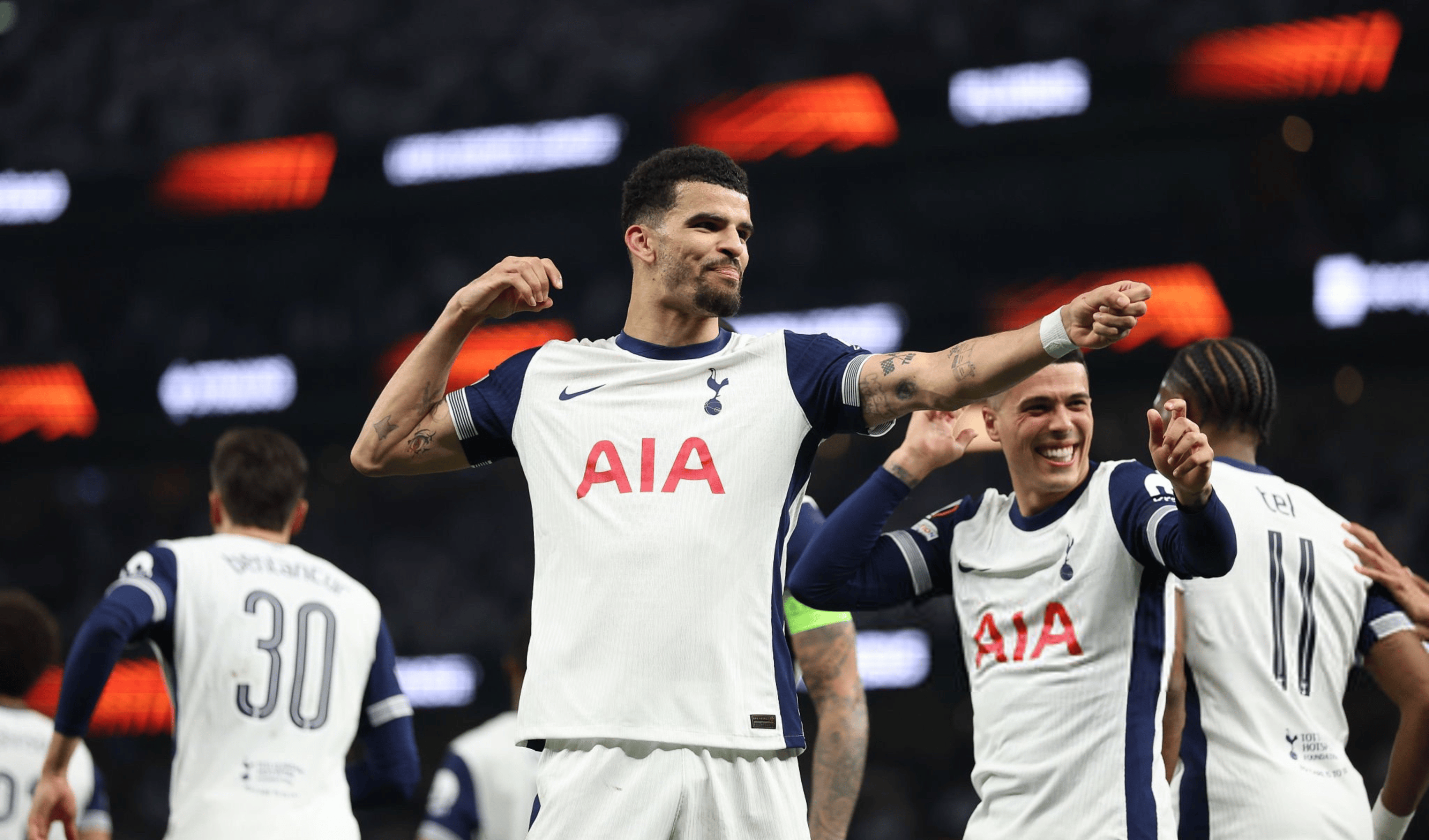 u8官方网址关于赛后突围战来临；纽卡斯尔围绕足总杯调整名单；气氛紧张；更衣室氛围转暖的信息