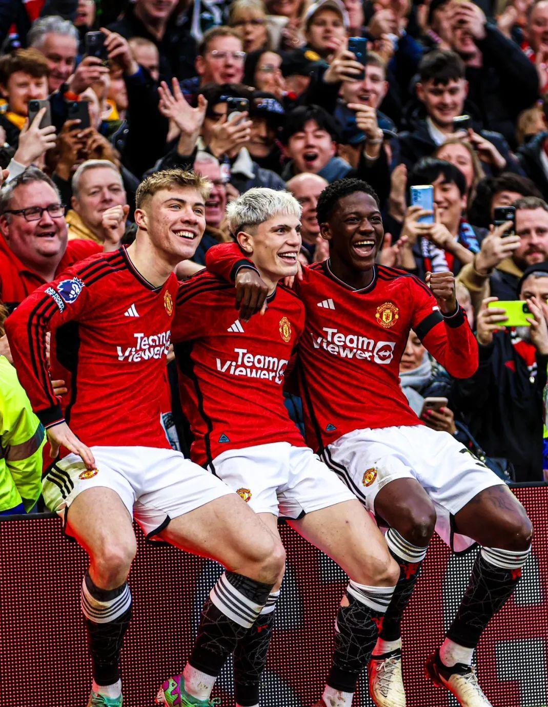 u8官方网址包含转会期曼联调整名单以备国王杯;伤情更新环节打磨;信心回归;球队文化再被提及的词条